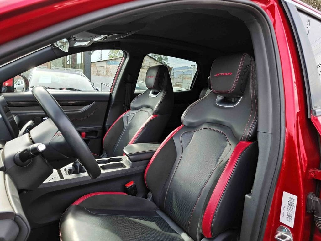 Jetour Dashing 1.5t Lux 4x2 Mt 5p año 2024