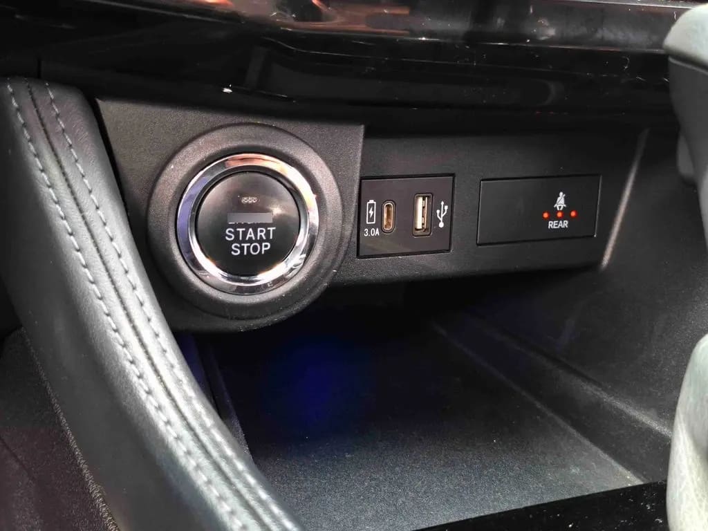 Toyota Yaris Cross 1.5 Xg 4x2 Cvt At 5p año 2024
