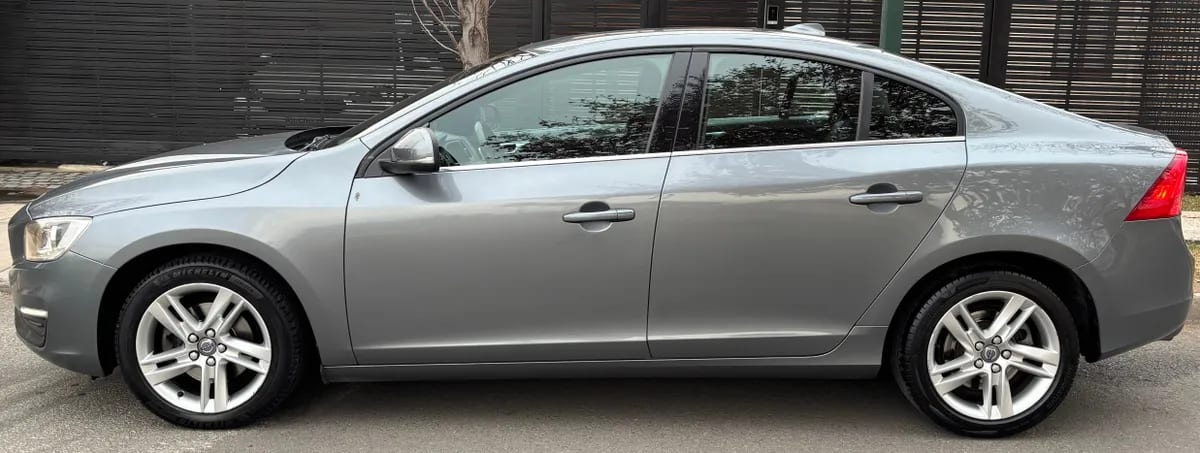 VOLVO S60 1.6 D2 Comfort At Diesel año 2016