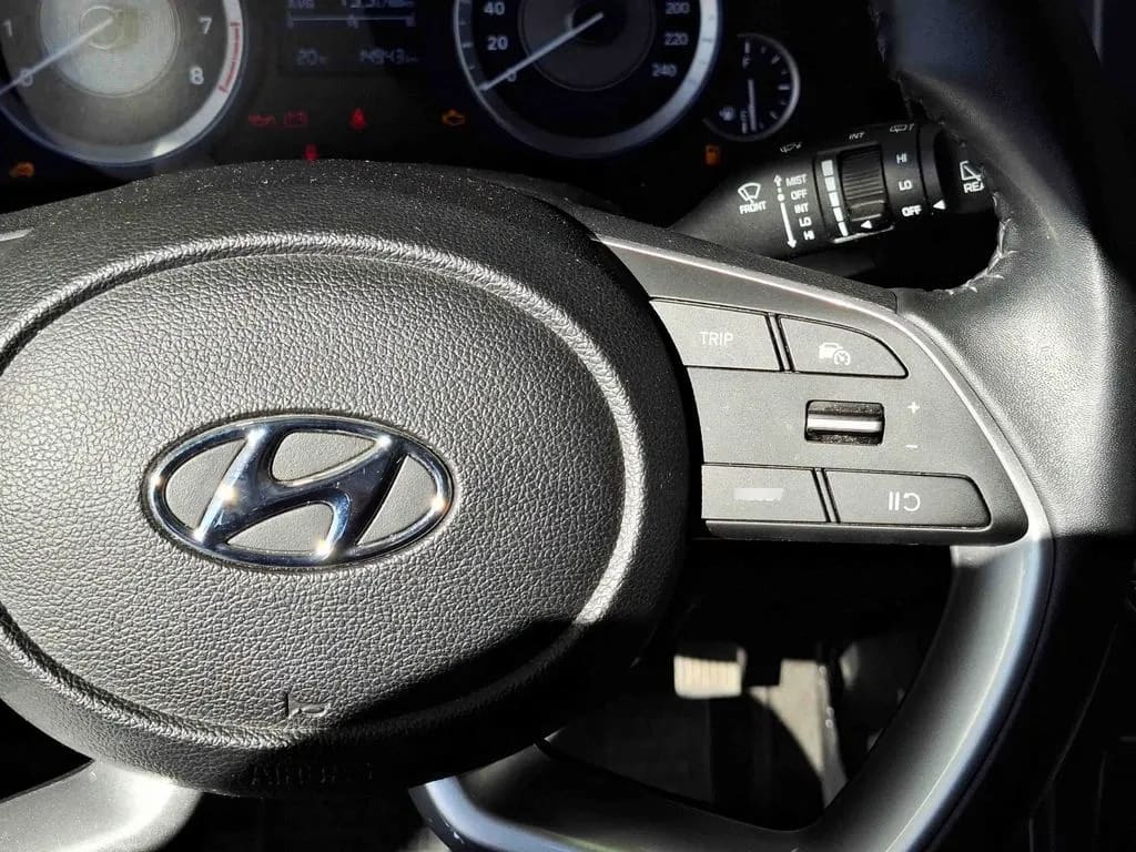 Hyundai Creta 1.5 Plus Su2id 4x2 Cvt At 5p año 2025