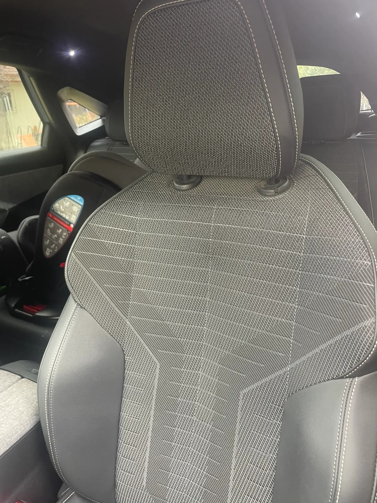 PEUGEOT 3008 1.2 Premiere Mhev 136 At Hibrido año 2025