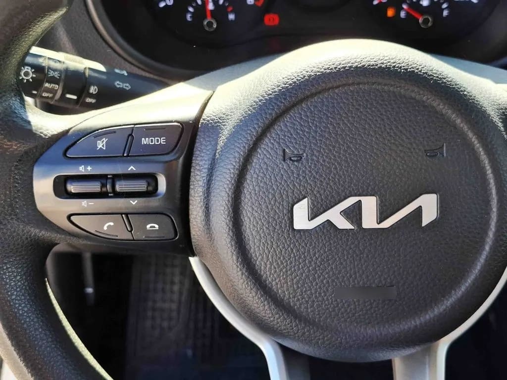 Kia Morning 1.2 Ex 4x2 Hb Abs Ac 5mt 5p año 2023