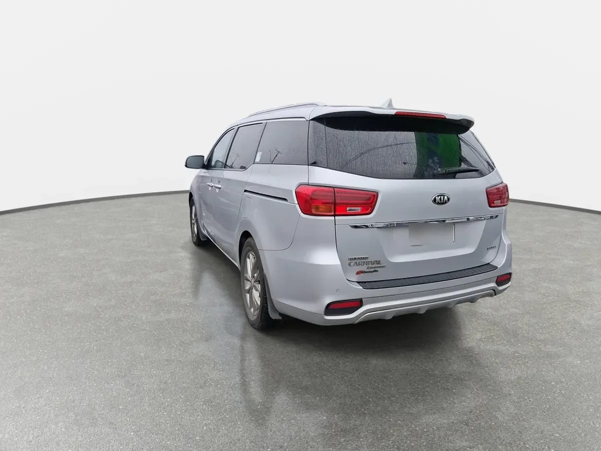 Kia Grand Carnival 2.2 Ex Diesel 4x2 8at 5p año 2020