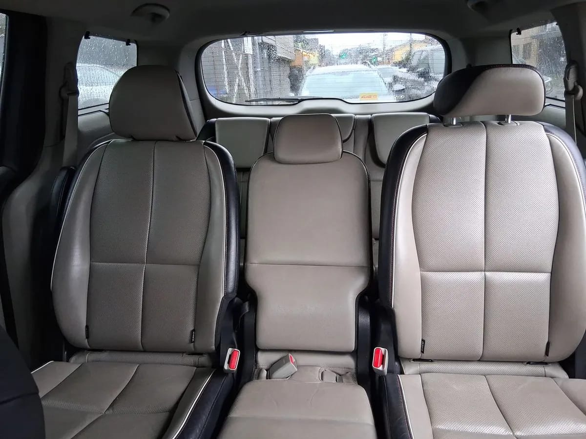 Kia Grand Carnival 2.2 Ex Diesel 4x2 8at 5p año 2020