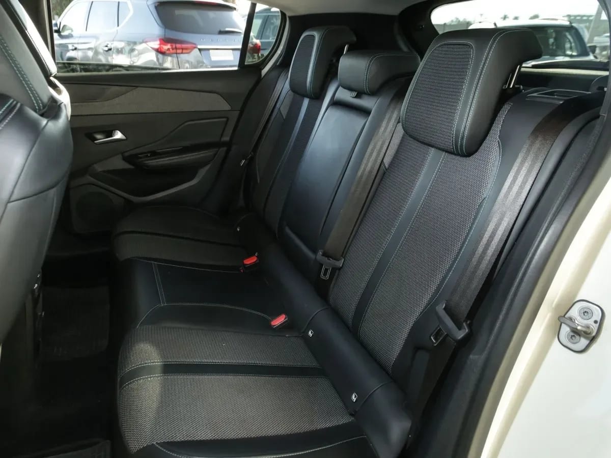 PEUGEOT 308 1.5 Allure Pack Bluehdi 130 At Diesel año 2022