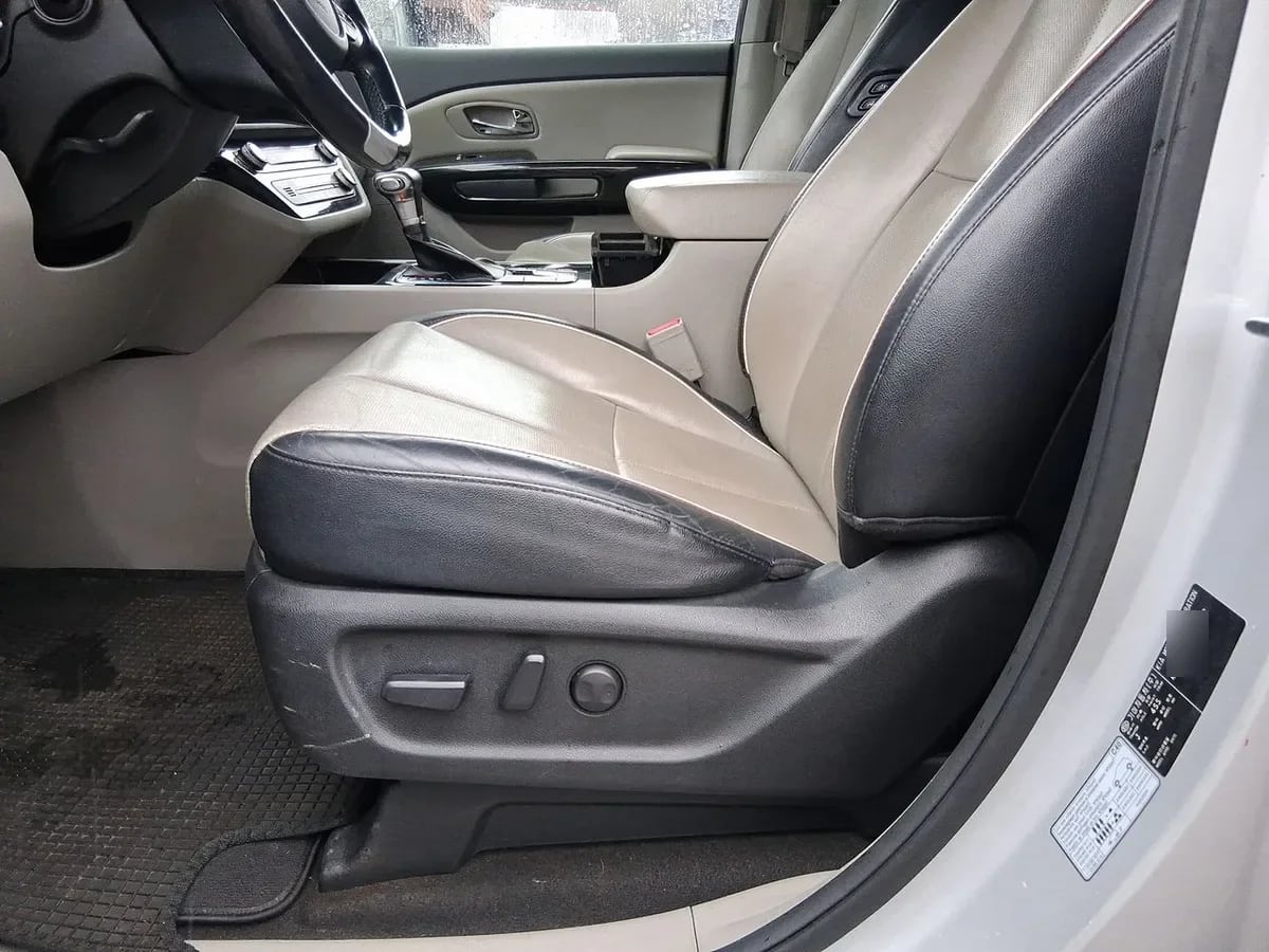 Kia Grand Carnival 2.2 Ex Diesel 4x2 8at 5p año 2020