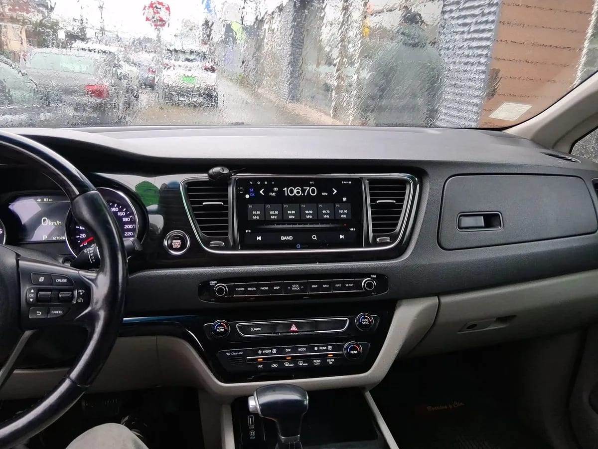 Kia Grand Carnival 2.2 Ex Diesel 4x2 8at 5p año 2020