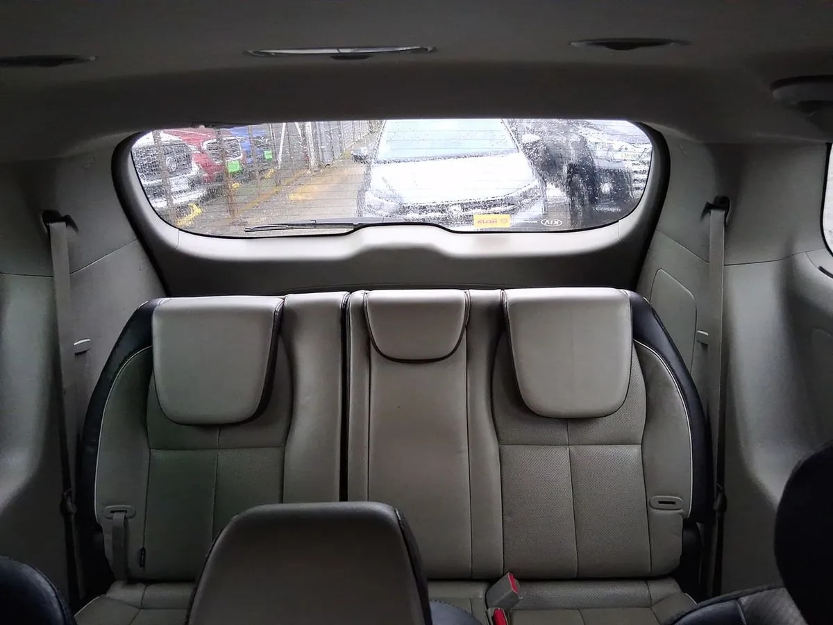 Kia Grand Carnival 2.2 Ex Diesel 4x2 8at 5p año 2020