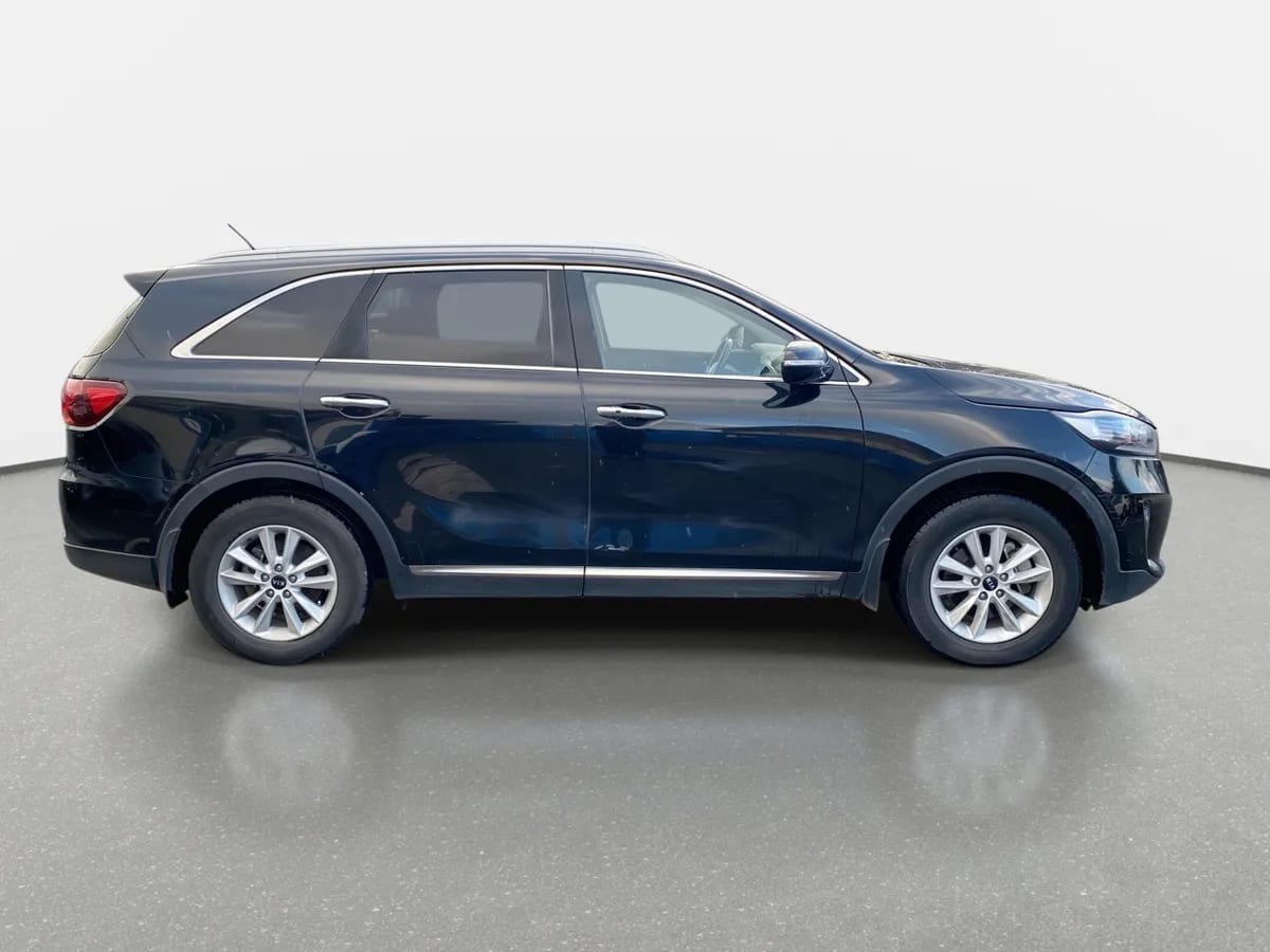 Kia Sorento 2.4 Ex 2wd Mt 5p año 2019