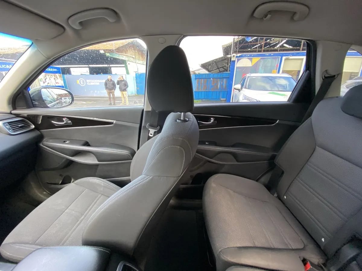 Kia Sorento 2.4 Ex 2wd Mt 5p año 2019