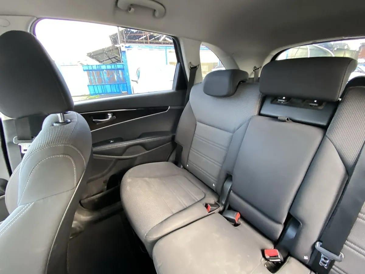 Kia Sorento 2.4 Ex 2wd Mt 5p año 2019