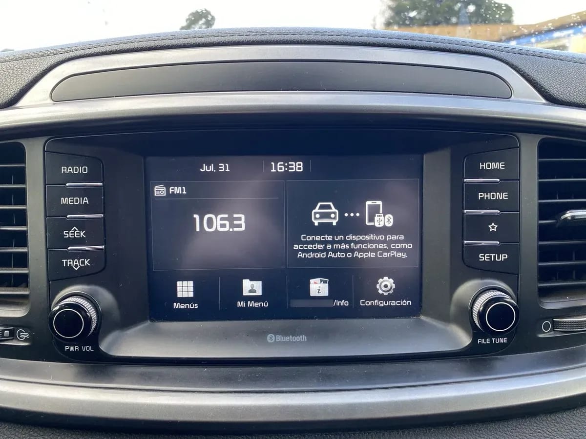Kia Sorento 2.4 Ex 2wd Mt 5p año 2019