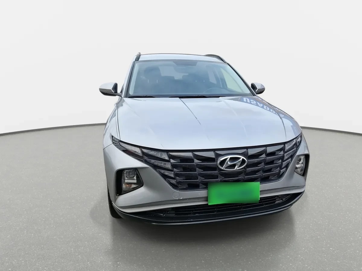 Hyundai Tucson 2.0 Nx4 Plus Fl 2wd At 5p año 2025