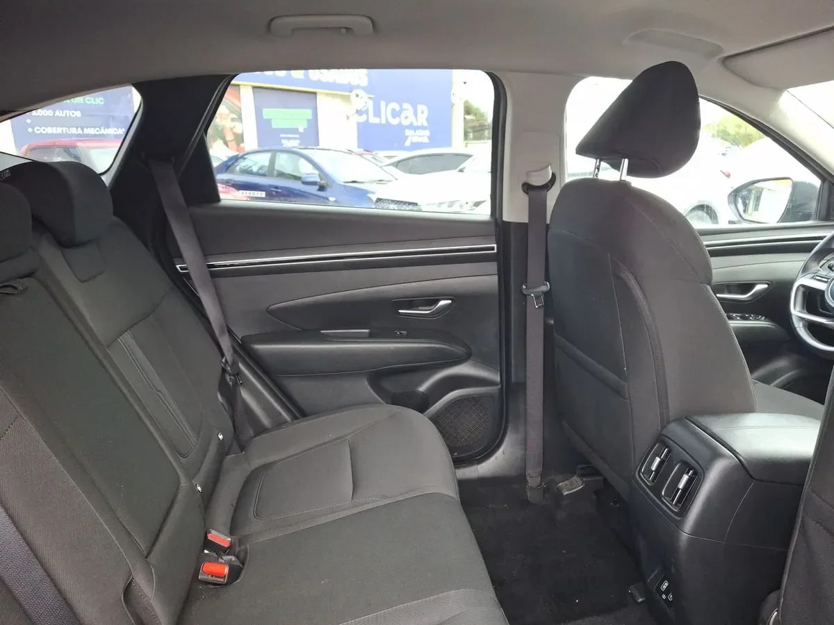 Hyundai Tucson 2.0 Nx4 Plus Fl 2wd At 5p año 2025
