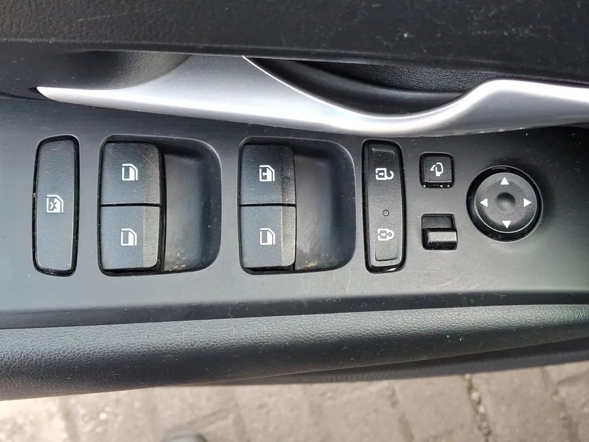 Hyundai Tucson 2.0 Nx4 Plus Fl 2wd At 5p año 2025