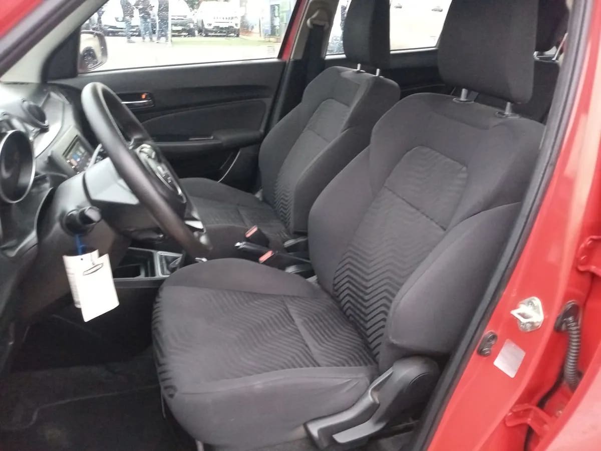 Suzuki Swift 1.2 Gl Sport 4x2 Hb Mt 5p año 2023