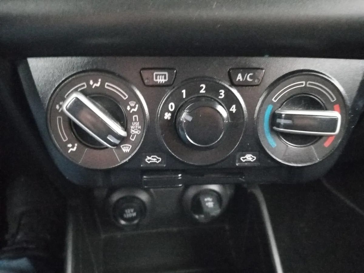 Suzuki Swift 1.2 Gl Sport 4x2 Hb Mt 5p año 2023
