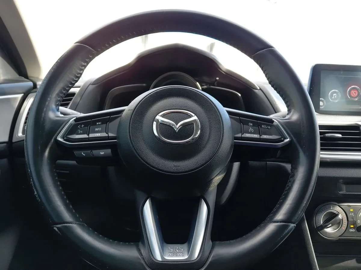 Mazda 3 2.0 Sport V Hb 6mt 5p año 2020