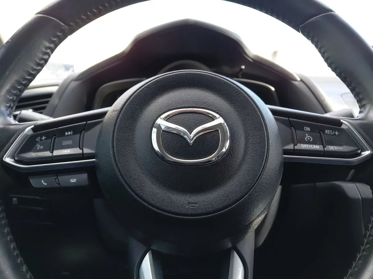 Mazda 3 2.0 Sport V Hb 6mt 5p año 2020
