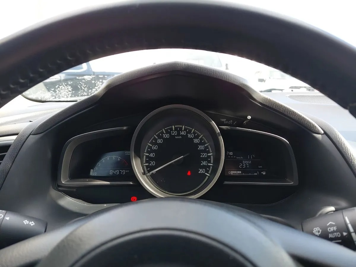 Mazda 3 2.0 Sport V Hb 6mt 5p año 2020