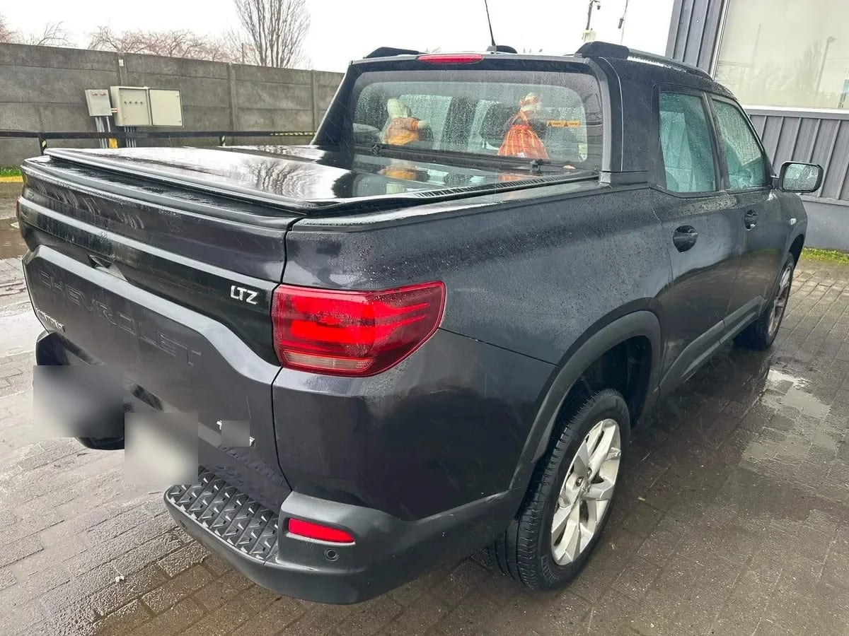 Chevrolet Montana 1.2t Ltz S 4x2 At 4p año 2025