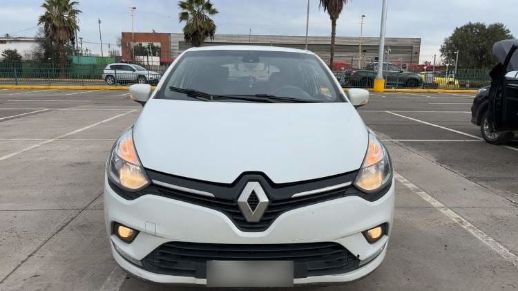 Renault Clio 0.9t Expression 4x2 Hb Mt 5p año 2021