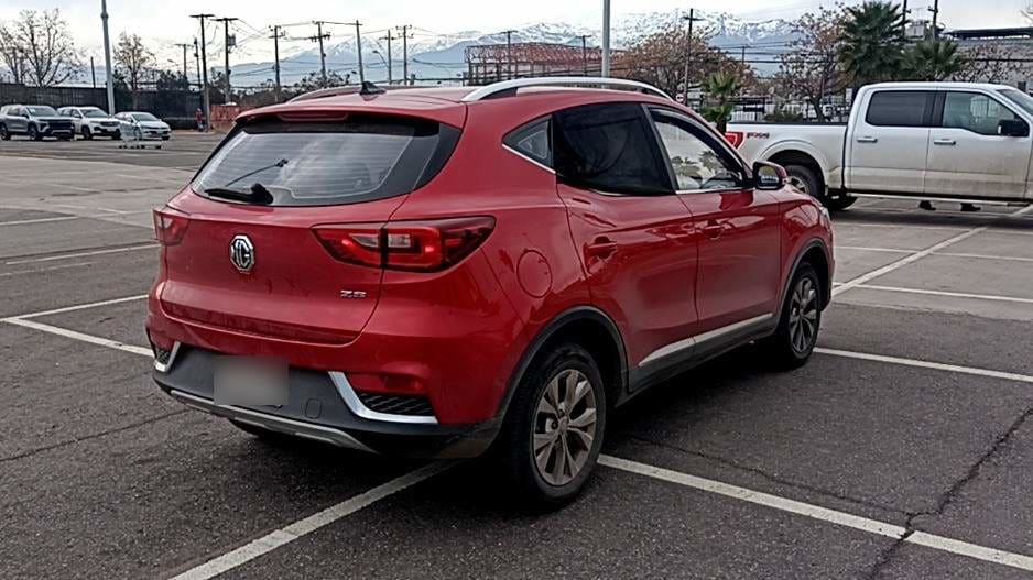 MG Mg Zs 1.5 Std 4x2 Mt 5p año 2024
