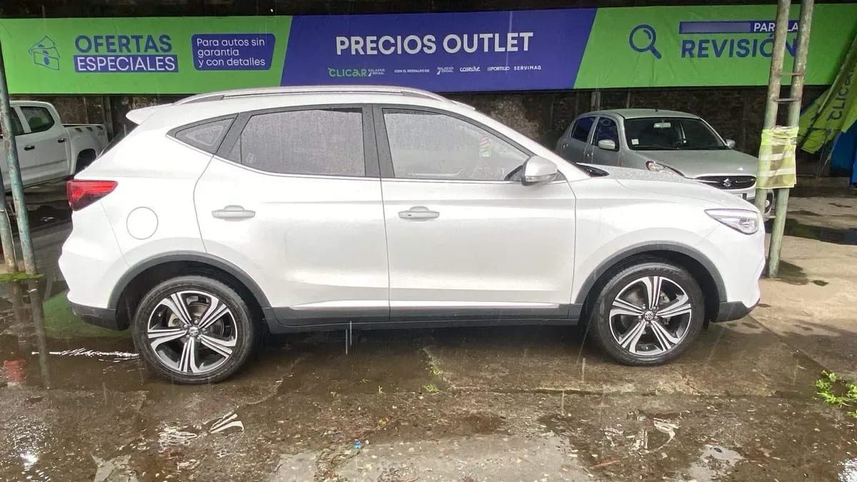 MG Mg Zx 1.5 Dlx 4x2 Mt 5p año 2022