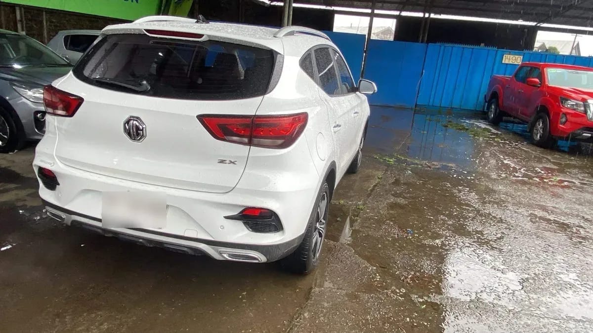 MG Mg Zx 1.5 Dlx 4x2 Mt 5p año 2022