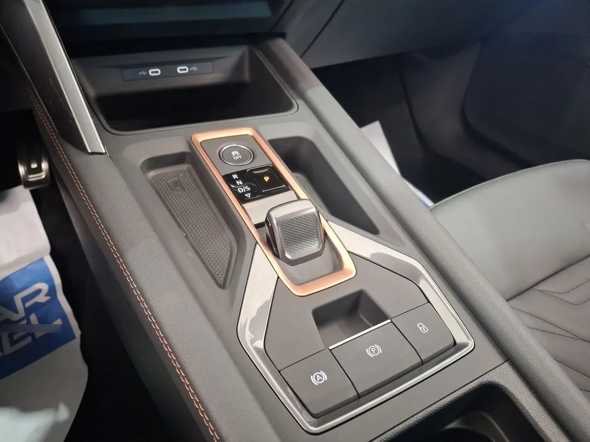 Cupra Leon 2.0 Tsi Vz 4x2 Dsg At 5p año 2026