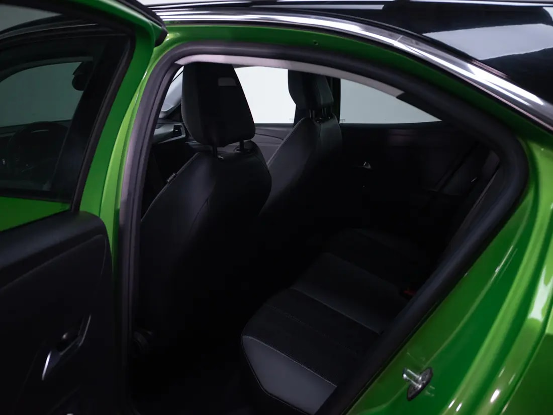 Opel Mokka 1.2 Elegance At año 2023