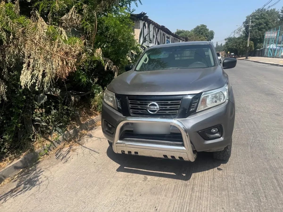NISSAN NP300 2.3 Dsl Dc Le Mt 4wd año 2018
