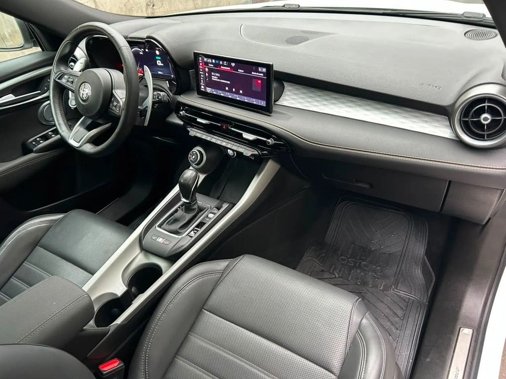Alfa Romeo Tonale 1.5 Veloce Mhev 4x2 At 5p año 2025