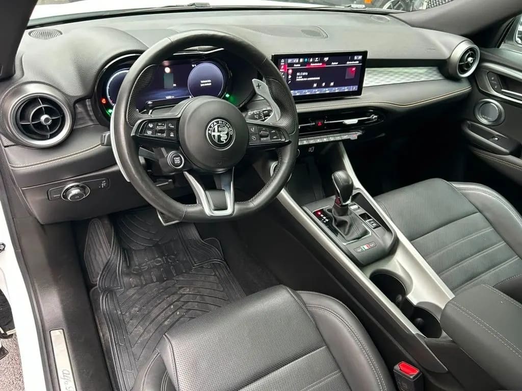 Alfa Romeo Tonale 1.5 Veloce Mhev 4x2 At 5p año 2025