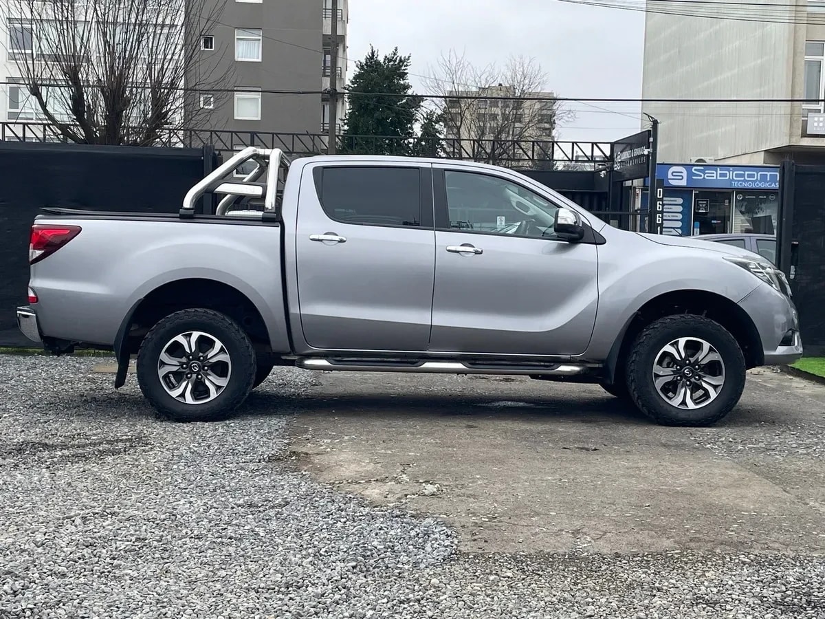 MAZDA BT-50 3.2 Dc Sdx High At 4x4 Diesel año 2022