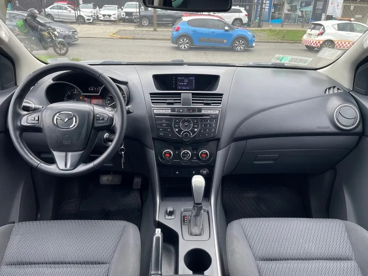 MAZDA BT-50 3.2 Dc Sdx High At 4x4 Diesel año 2022