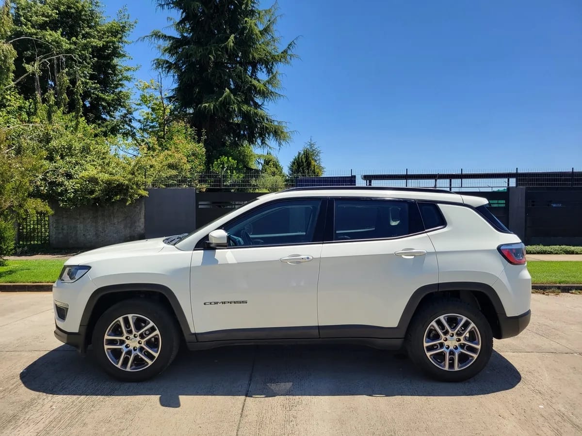 JEEP COMPASS 2.4 Sport At año 2021