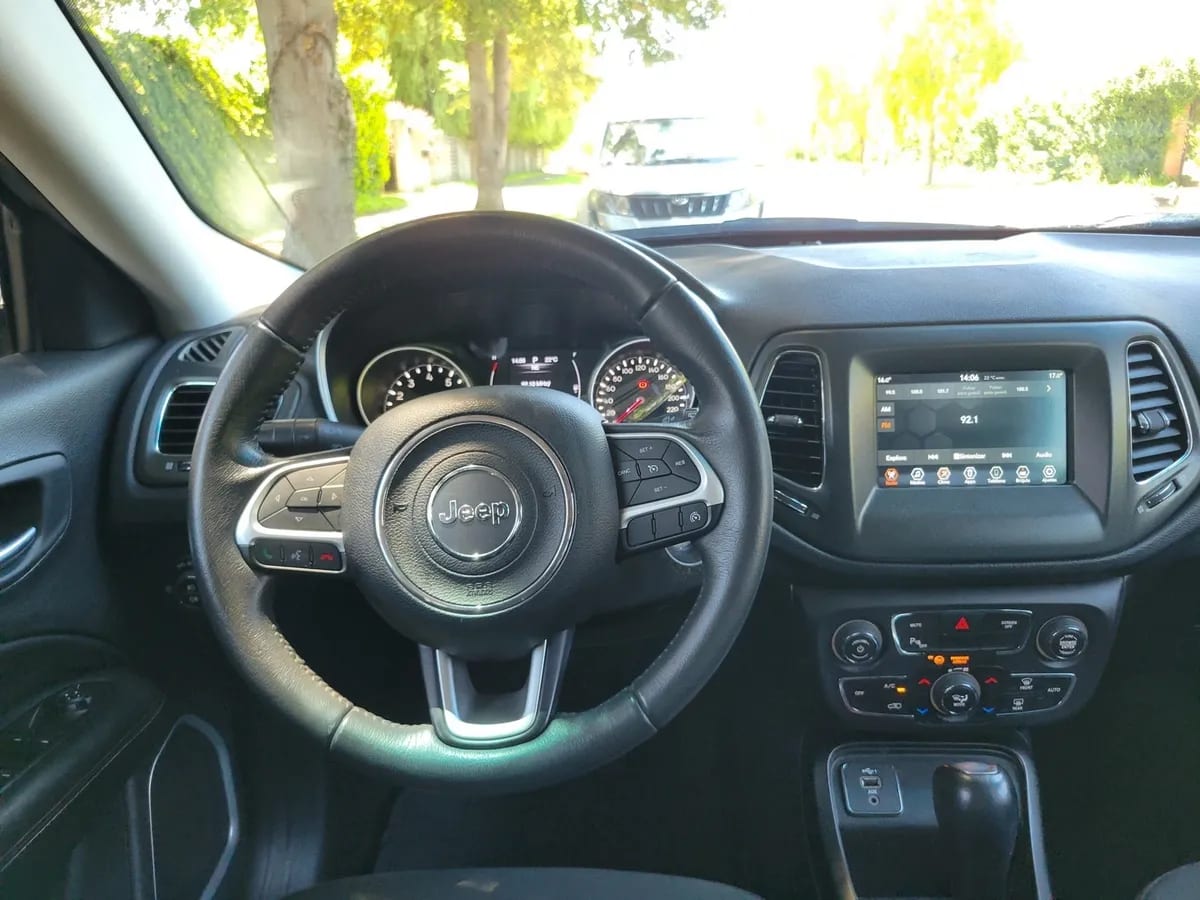 JEEP COMPASS 2.4 Sport At año 2021