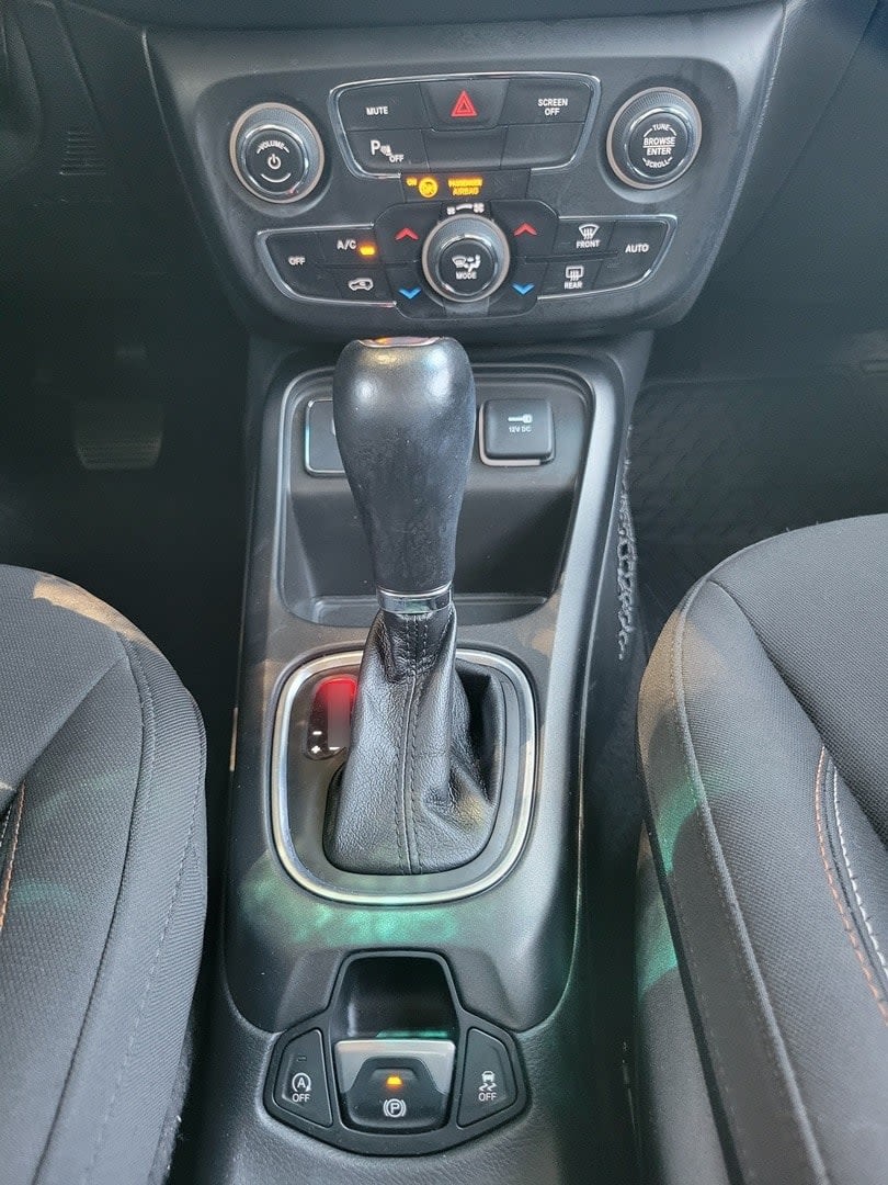 JEEP COMPASS 2.4 Sport At año 2021