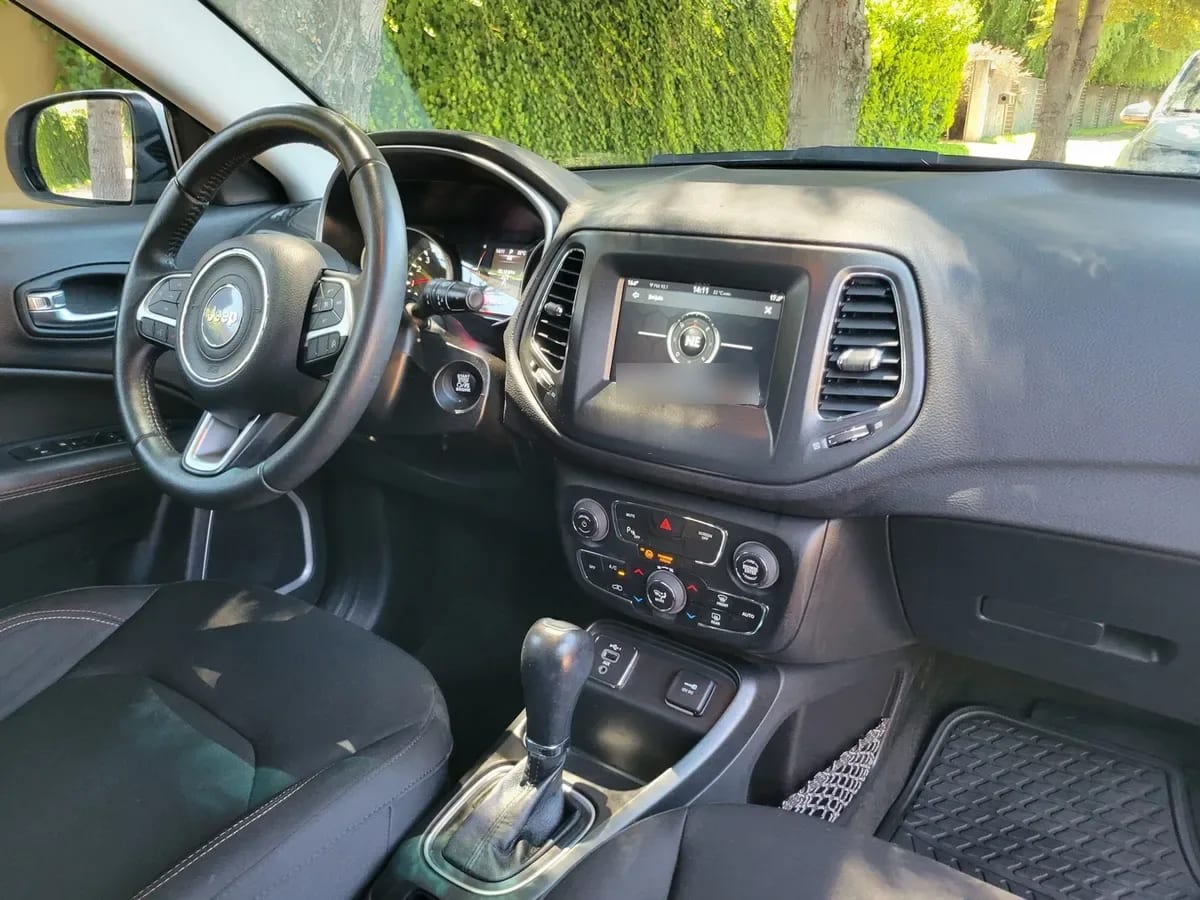 JEEP COMPASS 2.4 Sport At año 2021