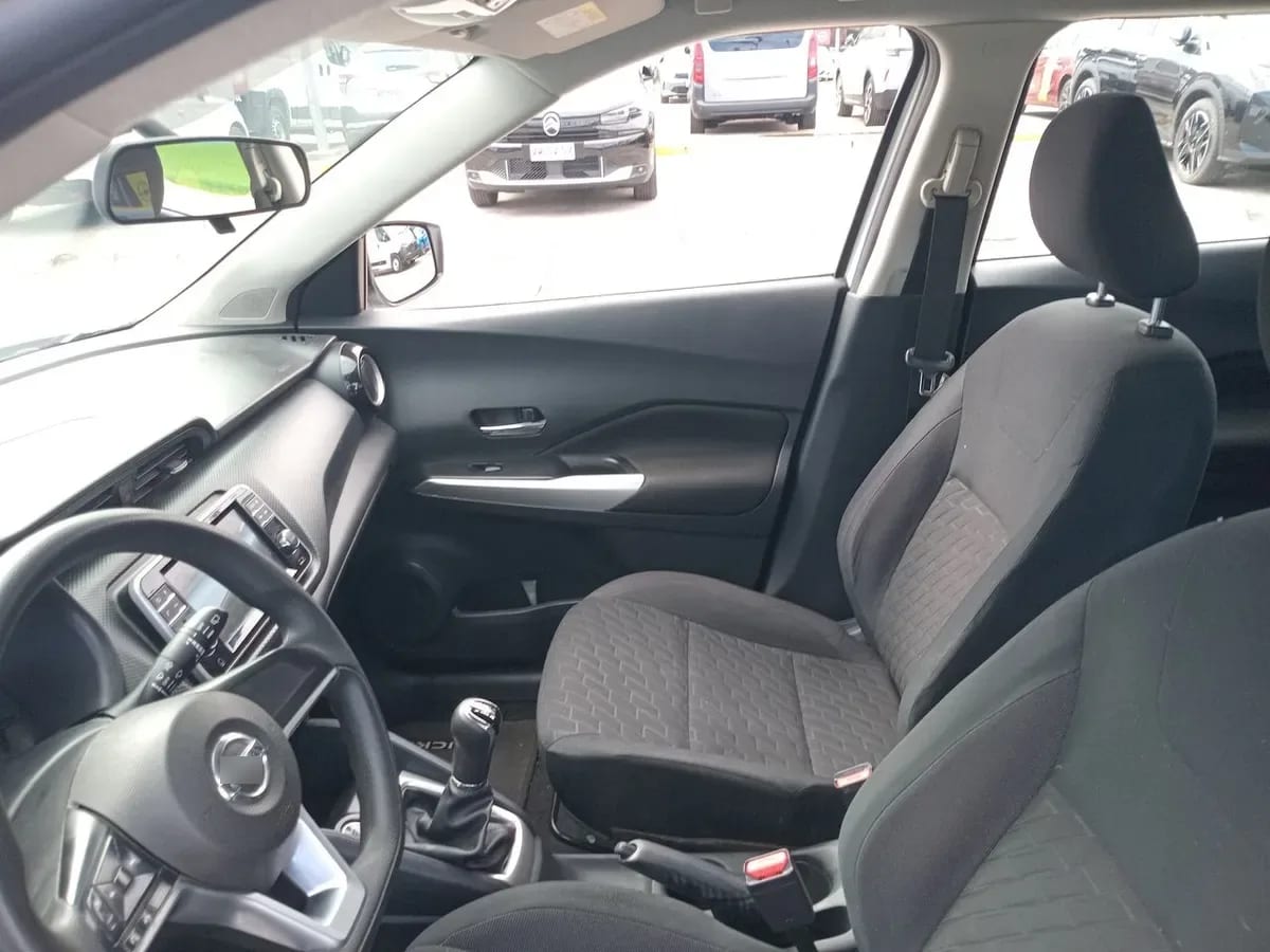 Nissan Kicks 1.6 Sense Mt 5p año 2022