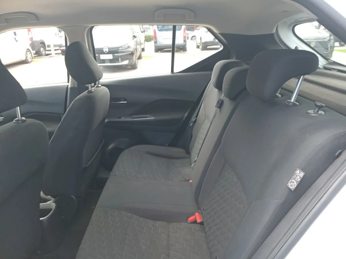 Nissan Kicks 1.6 Sense Mt 5p año 2022