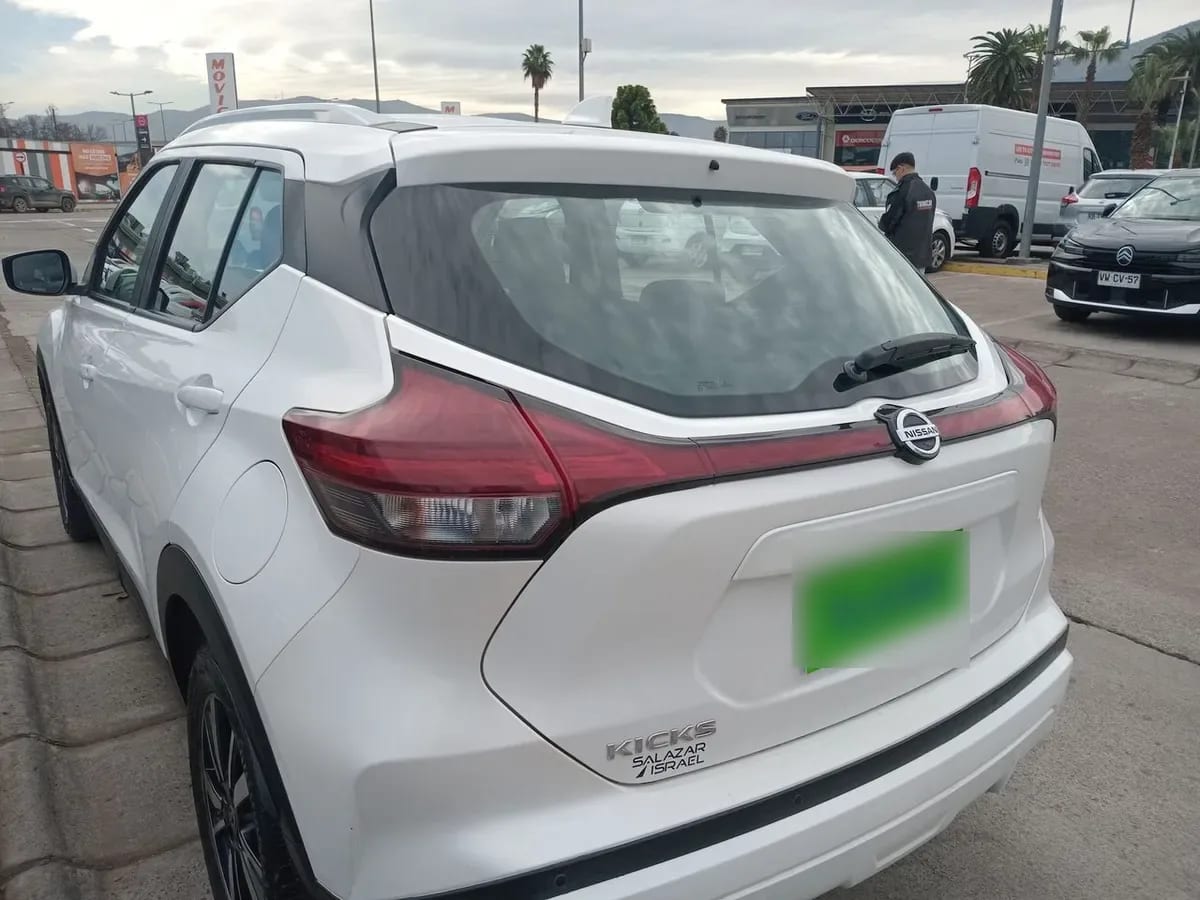 Nissan Kicks 1.6 Sense Mt 5p año 2022