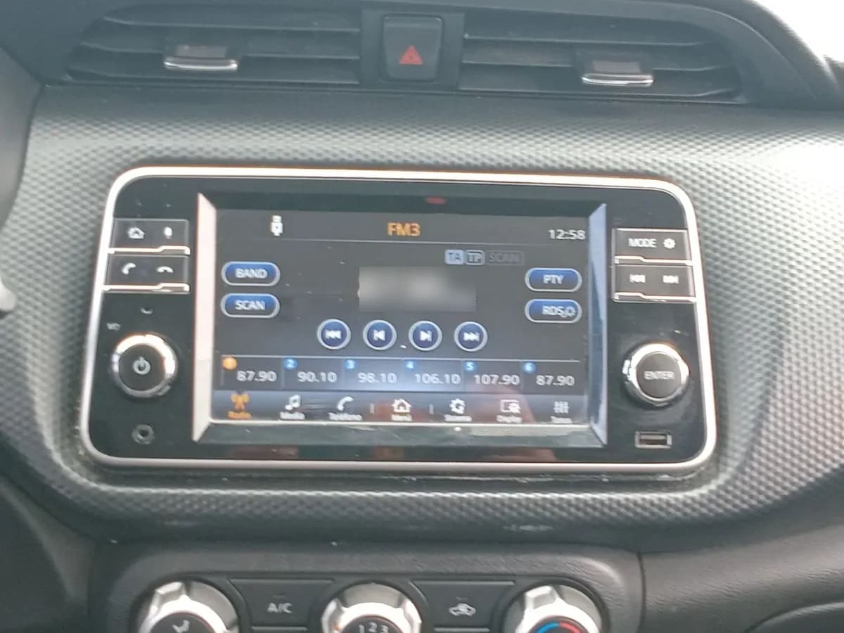 Nissan Kicks 1.6 Sense Mt 5p año 2022