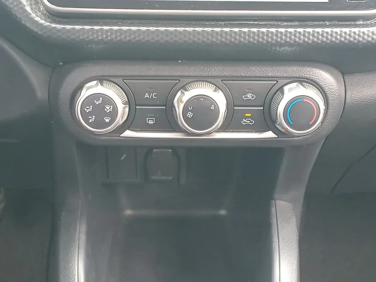 Nissan Kicks 1.6 Sense Mt 5p año 2022