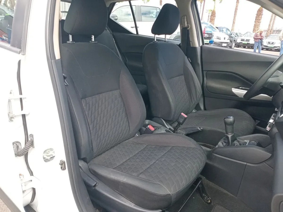 Nissan Kicks 1.6 Sense Mt 5p año 2022
