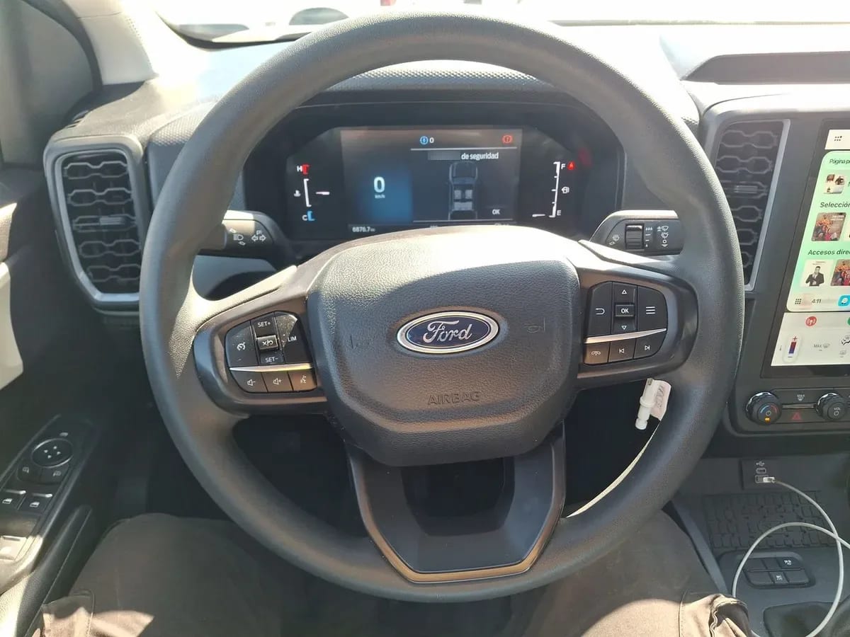Ford Ranger 2.0 Xls Diesel 4x2 Dob. Cab. Mt 4p año 2026