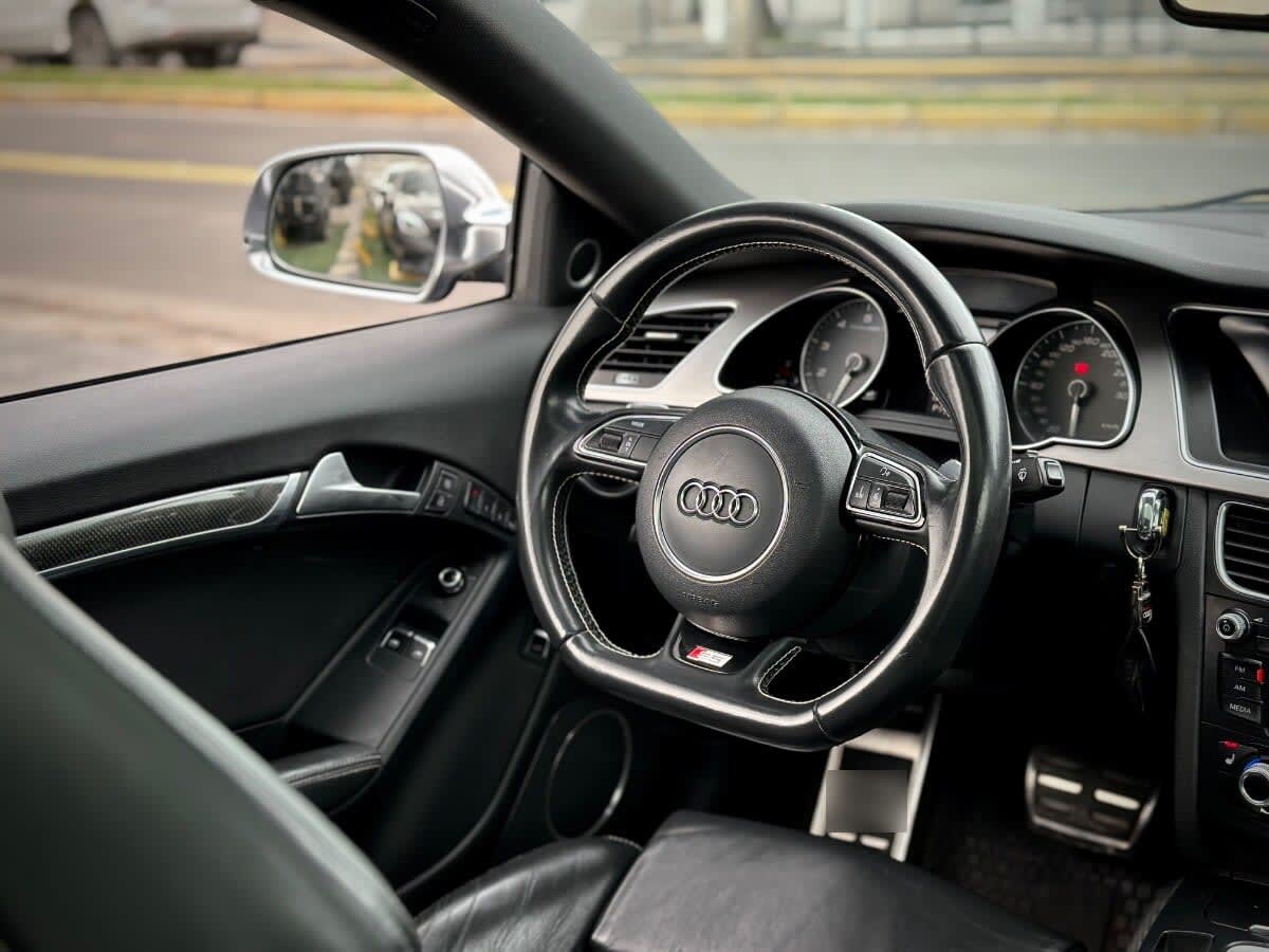 Audi S5 Coupe año 2013