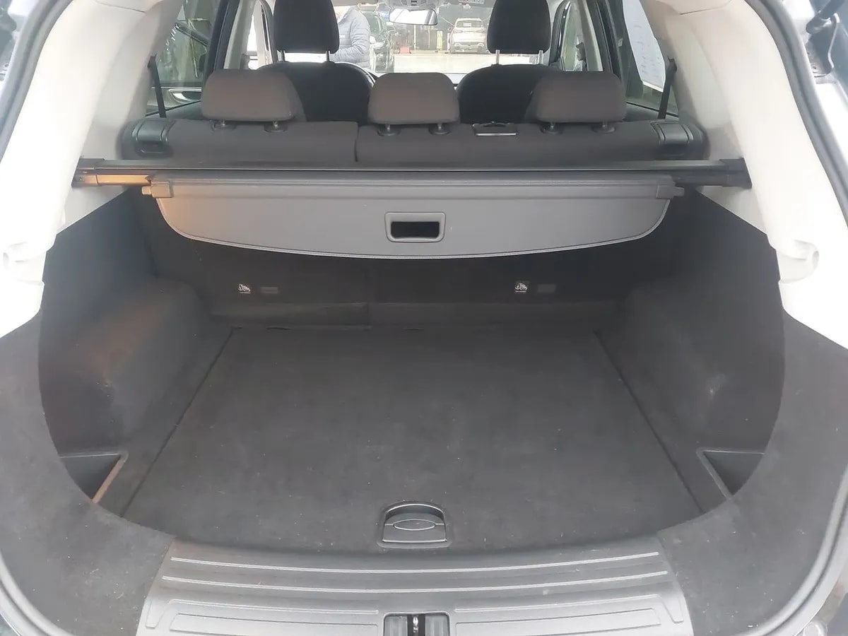 MG Mg Rx5 1.5t Com 2wd Dct At 5p año 2024
