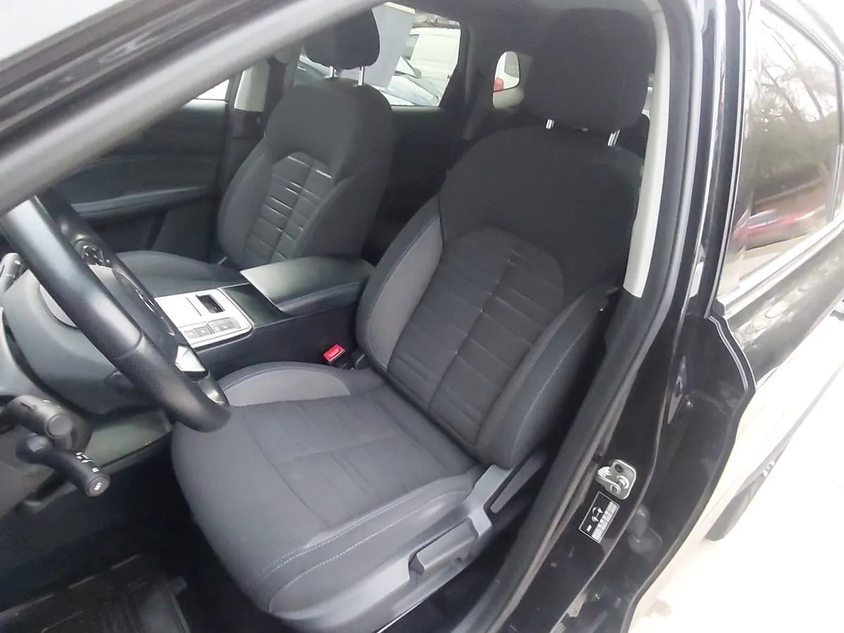MG Mg Rx5 1.5t Com 2wd Dct At 5p año 2024